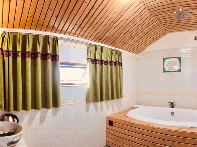 Bathroom, Putuoquan Hot Spring Resort, Dali Bai