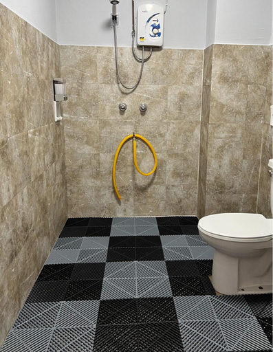 Bathroom 2, Port Dickson Paradise Lagoon Apartment, Port Dickson