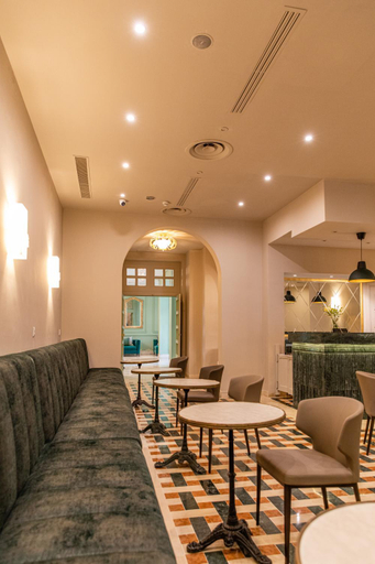 Food & Drinks 5, Acropole Tunis Hotel, Cité El Khadra