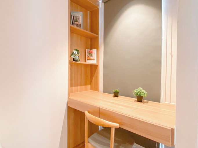 Room 3, Neat And Warm Studio At Tokyo Riverside Pik 2 Apartment, Tangerang