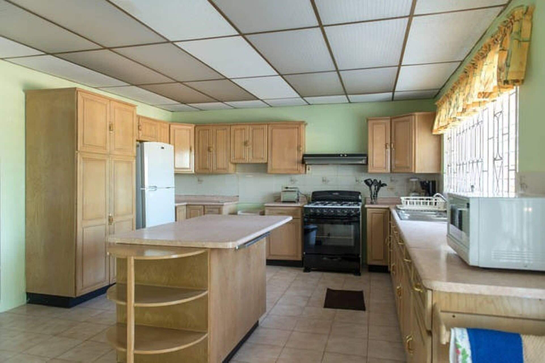 Private kitchen 2, Lawrence Pool House