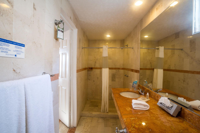 Bathroom 4, Illusion Boutique Hotel by BFH, Cozumel