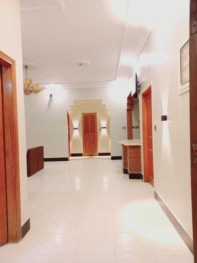 Others 5, Rose Palace Guest House, Karachi