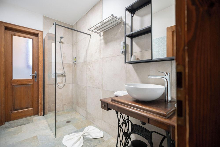 Bathroom 3, Hotel Berceau Du Vigneron, Haut-Rhin