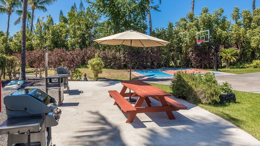 Outdoor dining 5, AC - Resort Amenities - Comfortable & Spacious- Vrkcv, Hawaii
