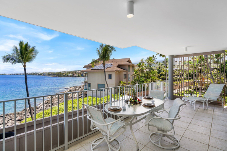 Outdoor dining 5, Ocean Front - Direct View of Kailua Bay - Vrkcv, Hawaii
