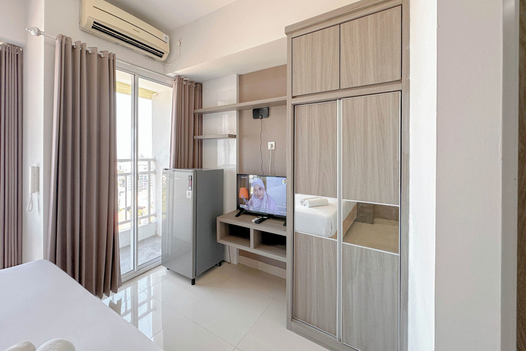 Room 4, Good Deal Stunning Studio (No Kitchen) At Taman Melati Surabaya Apartment, Surabaya