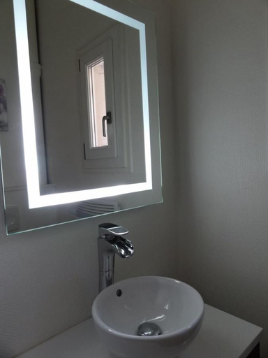 Bathroom, ApartHotel François 1er 16ème, Marne