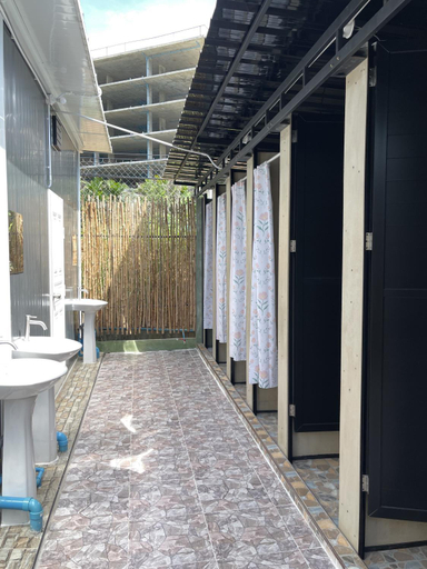 Bathroom, Summer Club and Hostel Ao Nang, Mueang Krabi