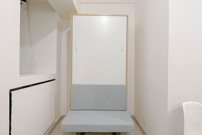 Interior 5, Affordable Studio (No Kitchen) Near Unhas Bandaraya - Tallasa City Makassar Apartment, Makassar