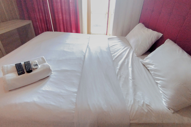 Room 4, Modern Studio With Strategic Location At Tamansari Papilio Apartment, Surabaya