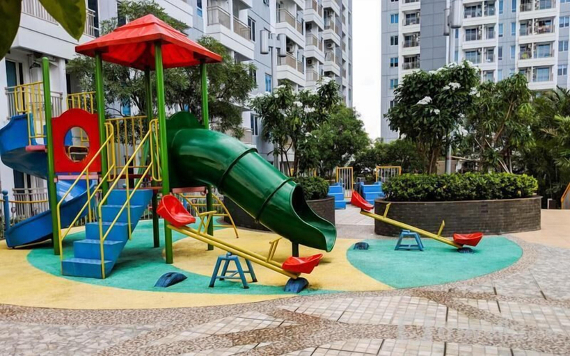 Children's play area - outdoor, Warm 3Br Direct Access To Mall La Riz Supermall Mansion Apartment, Surabaya