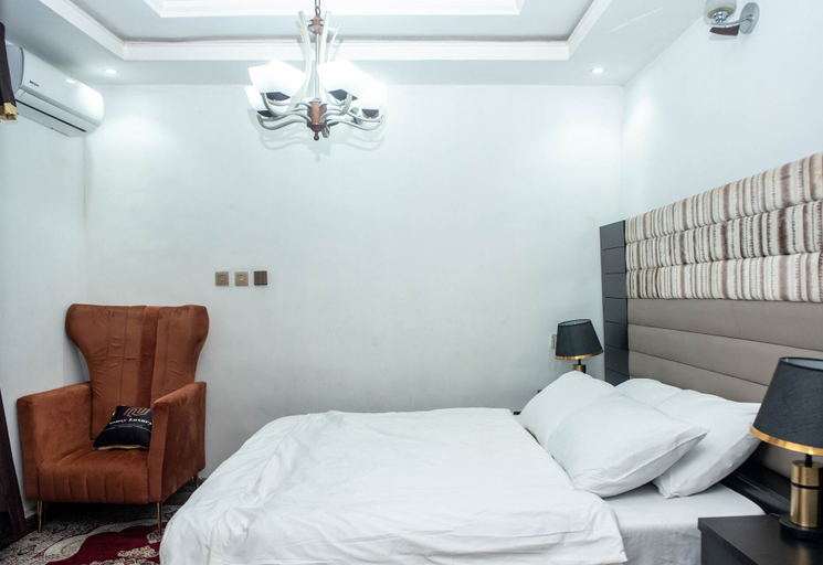 Bedroom 3, Network Hotel and Suites, Ilesha West