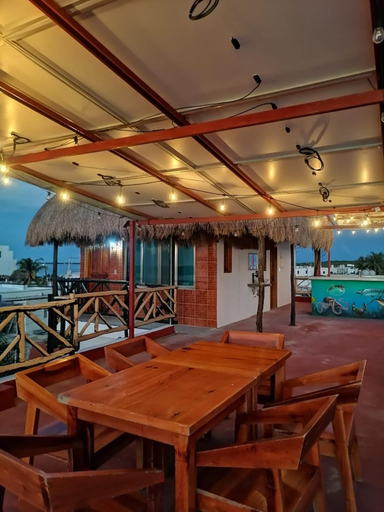 Food & Drinks, Hotel y Restaurante Macumba, Río Lagartos