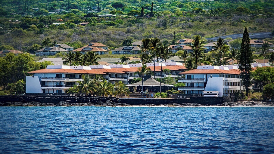 Exterior 3, Complete Renovation - 20 Steps to Ocean -washer/dryer in Unit- Vrkcv, Hawaii