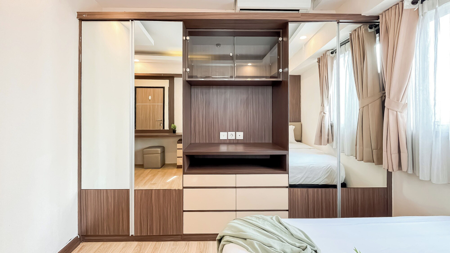 Room 2, Good Deal 2Br Apartment At The Wave Kuningan, Jakarta Selatan