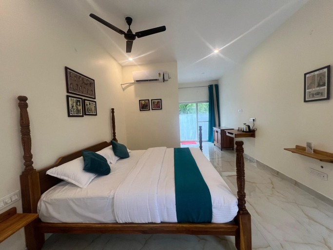 Bedroom 2, The Novel Holiday Resorts, Vellore