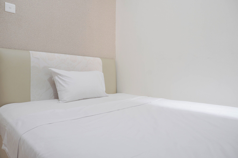 Room 2, Warm And Cozy 2Br At Pakubuwono Terrace Apartment, Jakarta Selatan