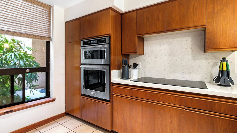 Private kitchen 2, Ground Floor - In-unit Central AC - Vrkcv, Hawaii