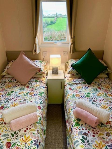 5, Tor Lodge, Oak Tree Lane, Devon