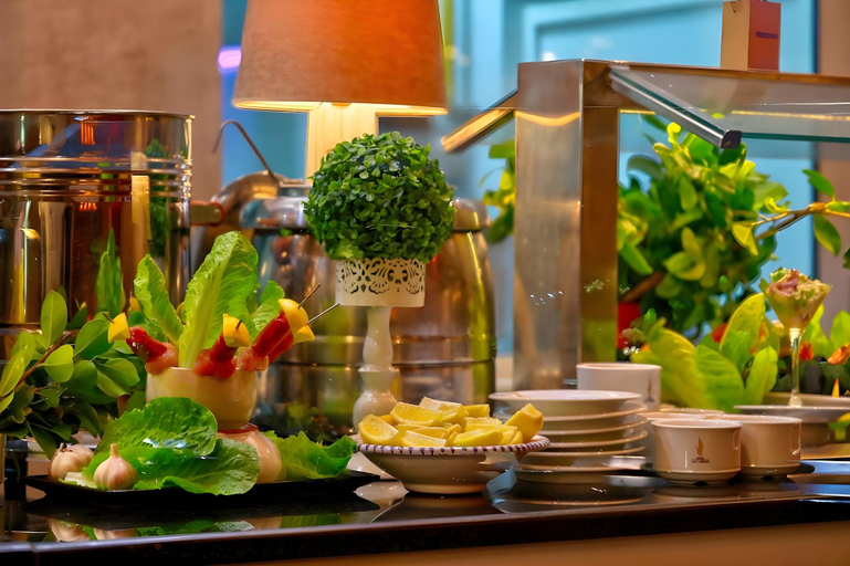 Food & Drinks 5, Hotel Lac Leman, Cité El Khadra