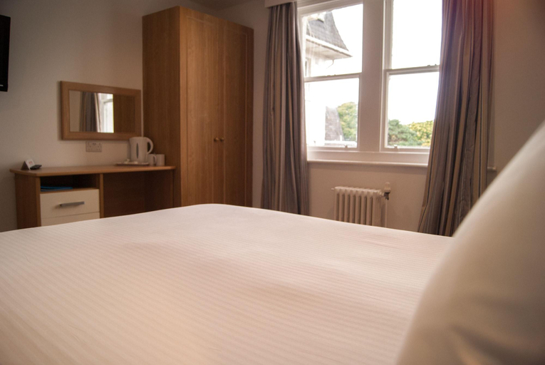 Bedroom 2, Ocean Beach Hotel and SPA Bournemouth - OCEANA COLLECTION, Bournemouth