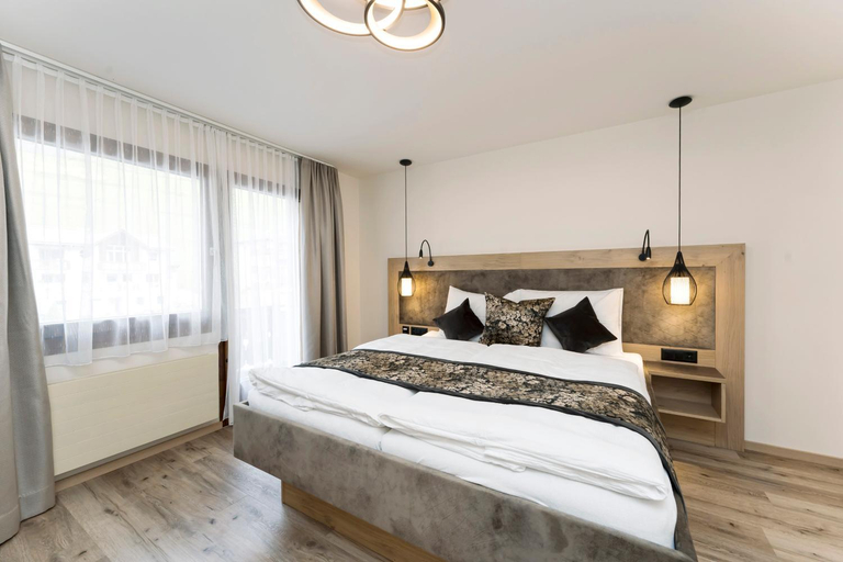 Bedroom, Hotel Romantica, Inn