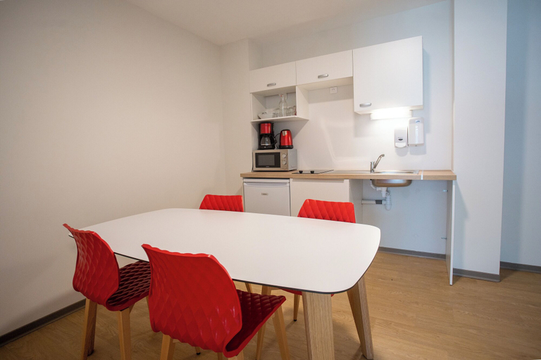 Private kitchen, CIS Lamourelle, Aude