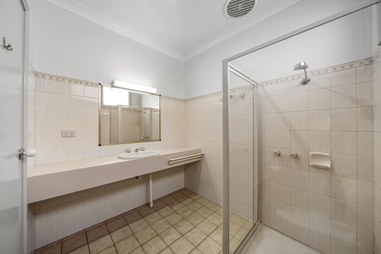 Bathroom 4, Centretown Motel Nagambie, Strathbogie
