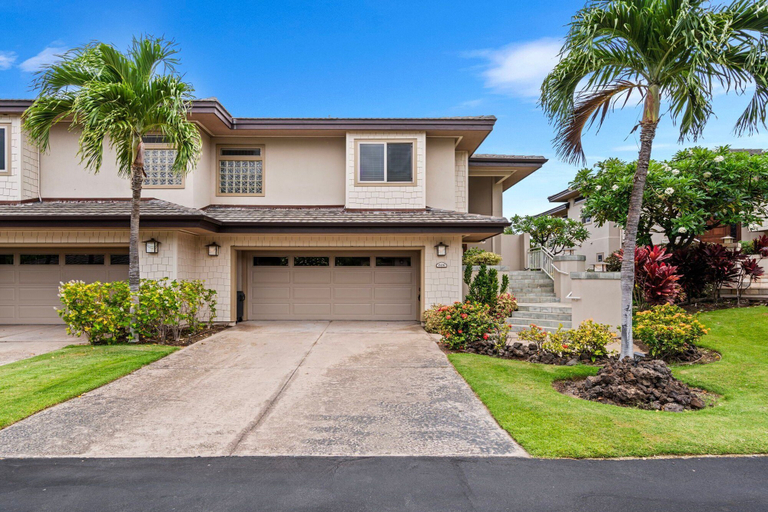 Exterior 2, Close to Beaches & Restaurants - Spacious Townhome - Concierge Incl- Vrkcv, Hawaii