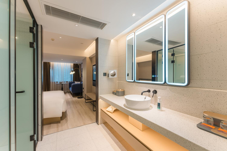 Bathroom 3, Atour S Hotel Chongqing Jiefangbei Hongyadong Riverview, Chongqing