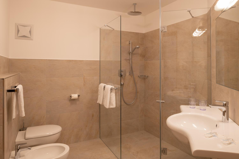 Others 2, Residence Viktoria, Bolzano