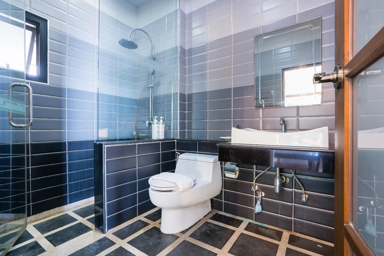 Bathroom, Welcome Sea View Pool Villa , Pattaya