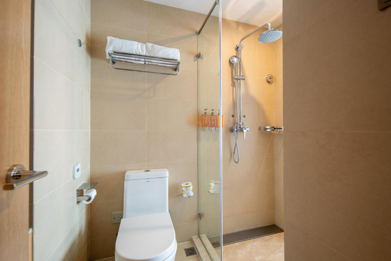 Bathroom 3, Orange Hotel Jinan Shandong University Honglou Square, Jinan