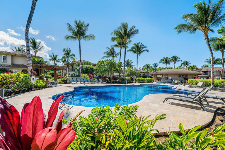 Pool 5, Spacious Top-floor Villa With Stunning Views - Walk to A-bay, Dining & Shops! - Vrkcv, Hawaii