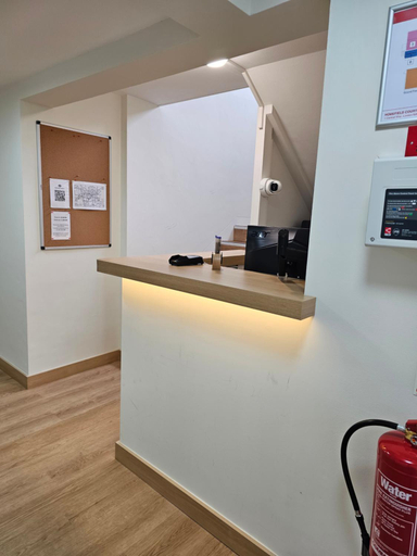 Public Area, Homefield Lodge, London