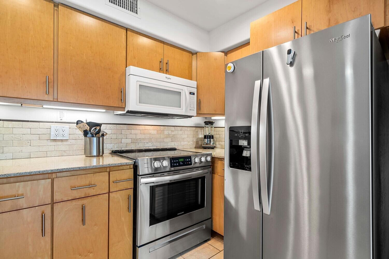 Private kitchen 2, Fabulous Ocean View - Sunset - Lanai Dining - Beautifully Upgraded - Vrkcv, Hawaii