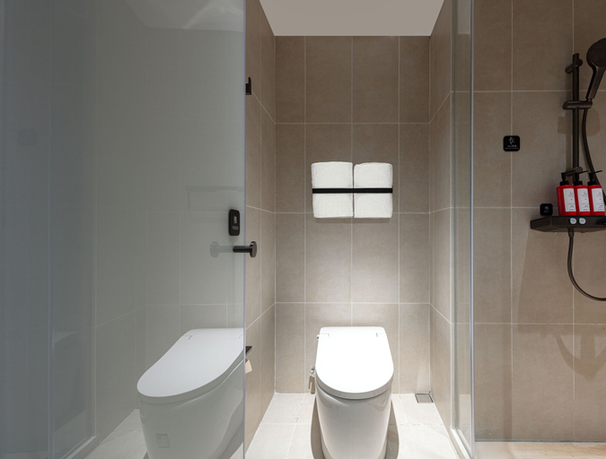 Bathroom 3, Atour Light Hotel on the Bund Nanjing Road, Shanghai