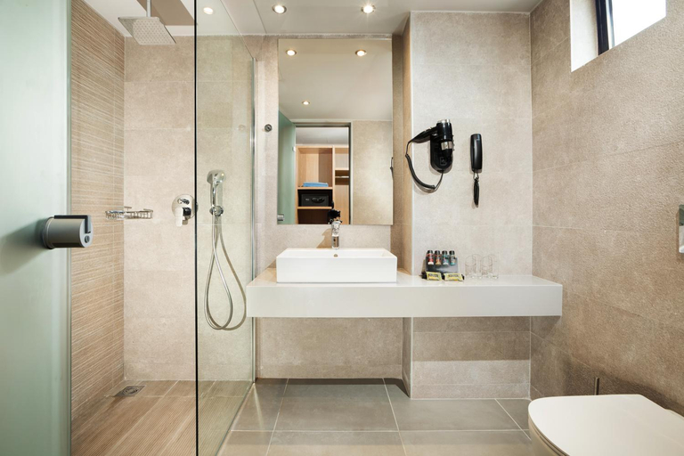 Bathroom 5, Porto Bello Beach Hotel, South Aegean