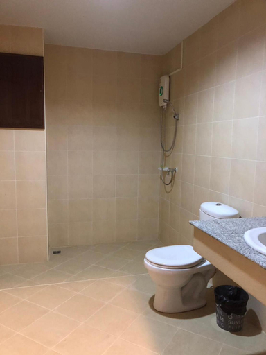 Bathroom 3, NAKA GUEST HOUSE, Mueang Krabi