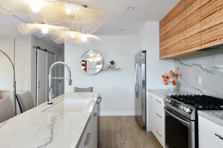 Private kitchen 3, Luxury Cardiff By-the-sea Ocean View Parkhouse, San Diego