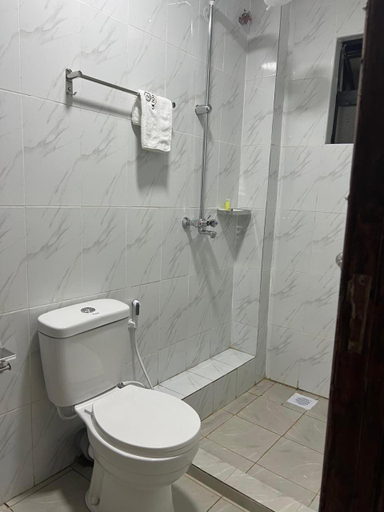 Bathroom 3, Oltotoi suites, Kajiado East
