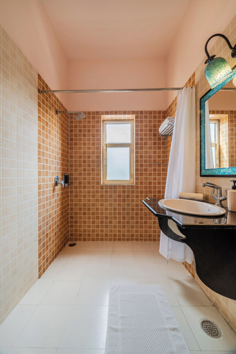 Bathroom 4, Suryaa Villa - A City Centre Hotel, Jaipur