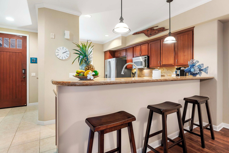 Private kitchen 3, Golf View Villa - Concierge, Pools, Walk to Beach, Shops & Restaurants - Vrkcv, Hawaii