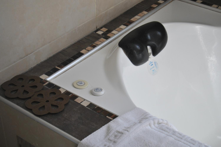 Bathroom 4, Hotel La Fontana, Rió Hondo
