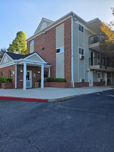 Front of property 3, Stay Lodge Woodstock, Cherokee