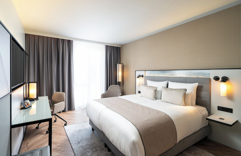 Bedroom 5, Leonardo Royal Hotel Cologne Bonn Airport, Köln
