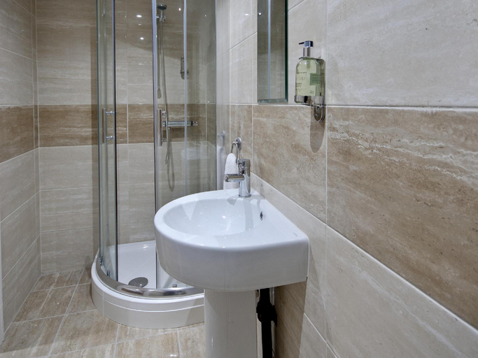 Bathroom 2, The Podworks Hotel, Sefton