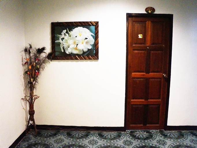 Others 5, Nong Guest House, Pattaya