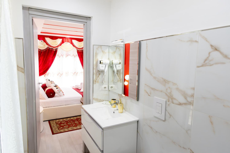 Bathroom 4, La Dolce Casa, Roma